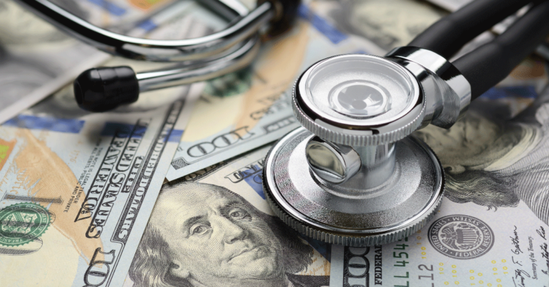 What makes hospitals comply with price transparency rules (or not)?